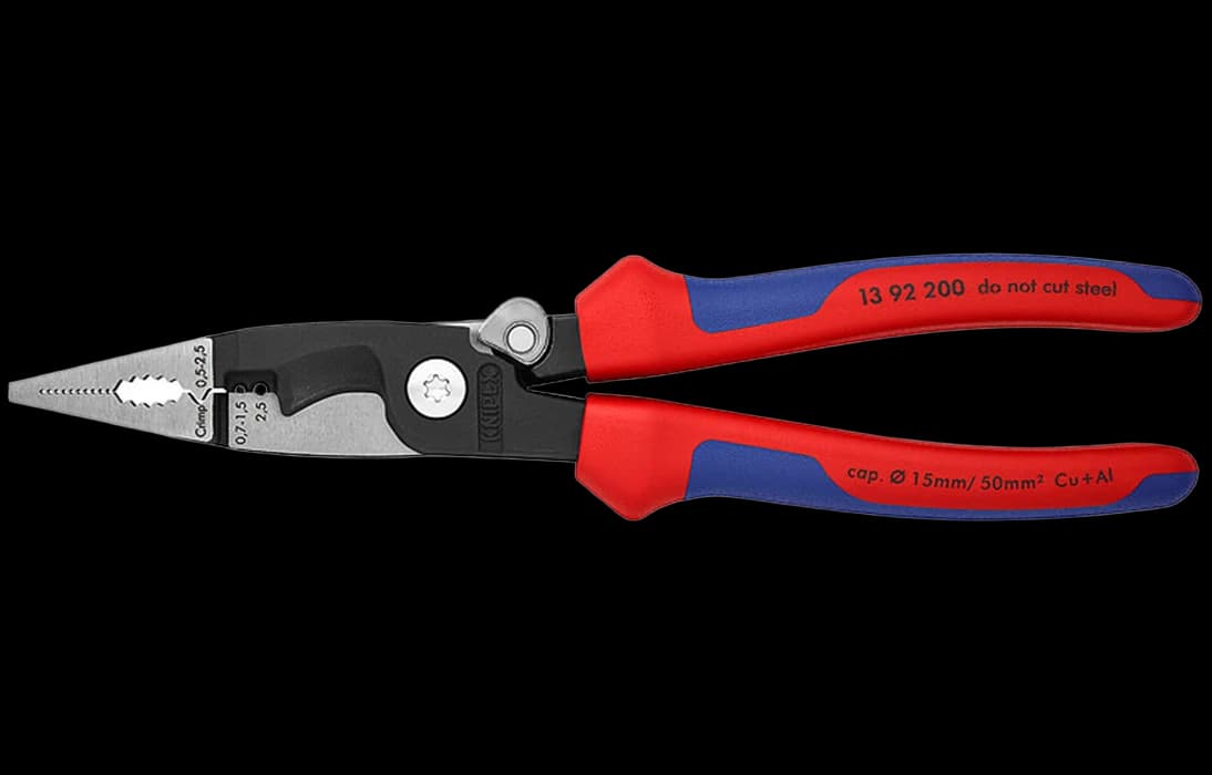 KN-1392200	Клещи электромонтажные, 6-в-1, 200 мм, защёлка-"собачка", фосфатированные, 2-комп ручки