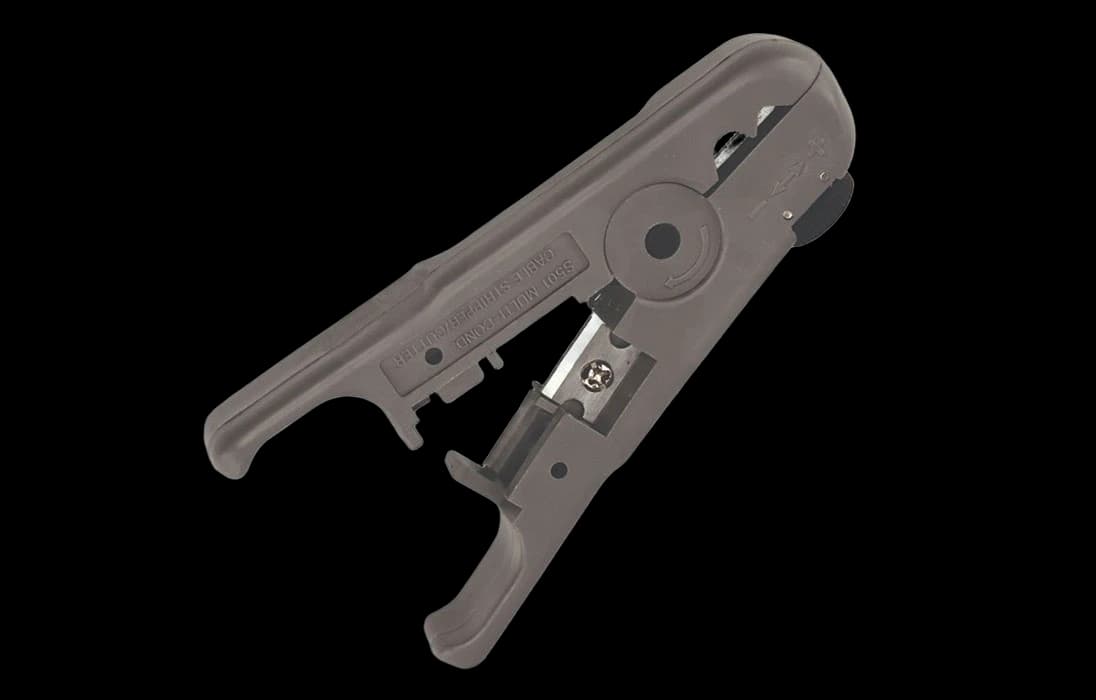 12-4042-4 Инструмент для зачистки и обрезки витой пары (ht-S-501B)