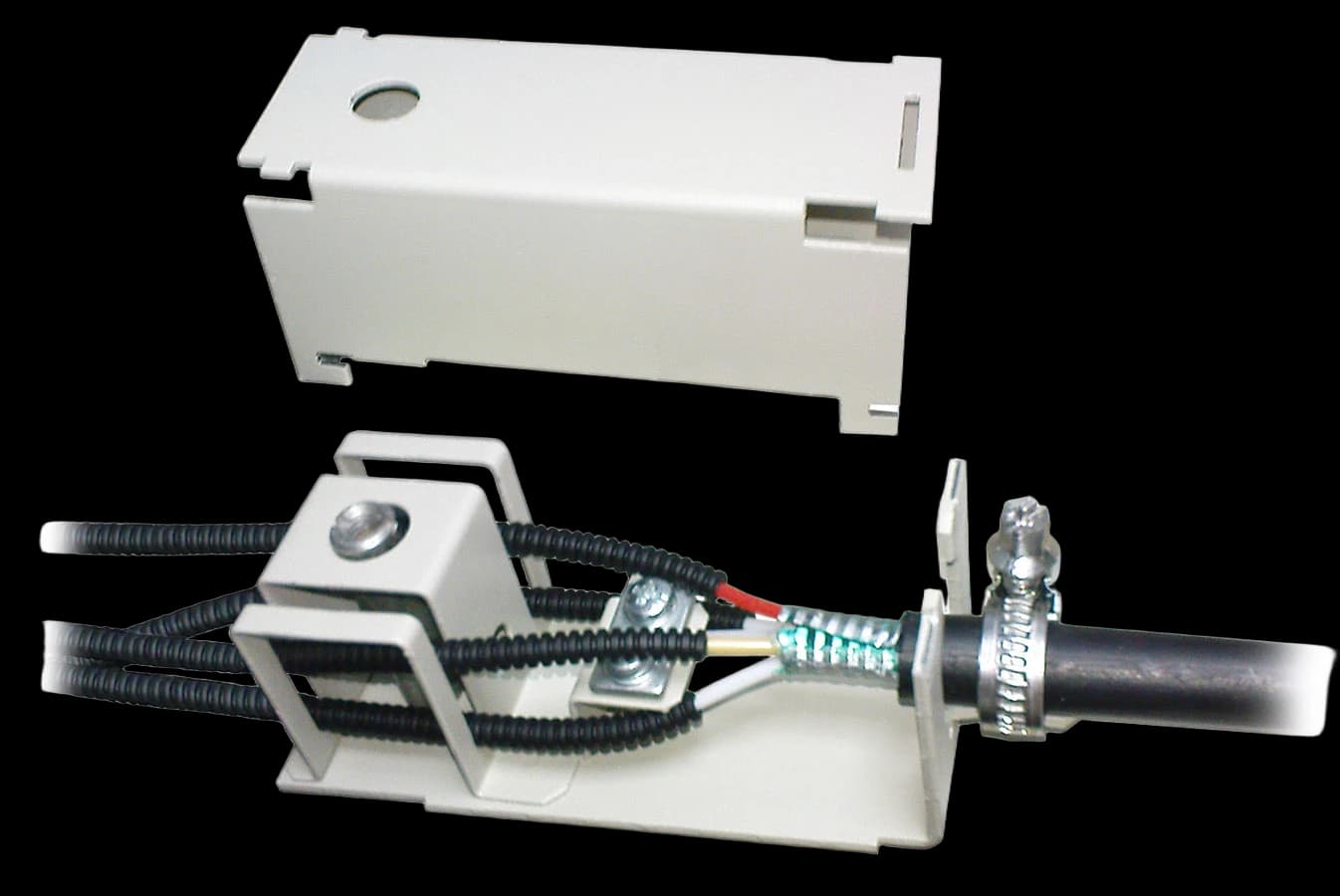 Узел ввода ОК ВКР-1 с транспортными трубками (кабель с гофрированной стальной лентой) ВОКС ССД