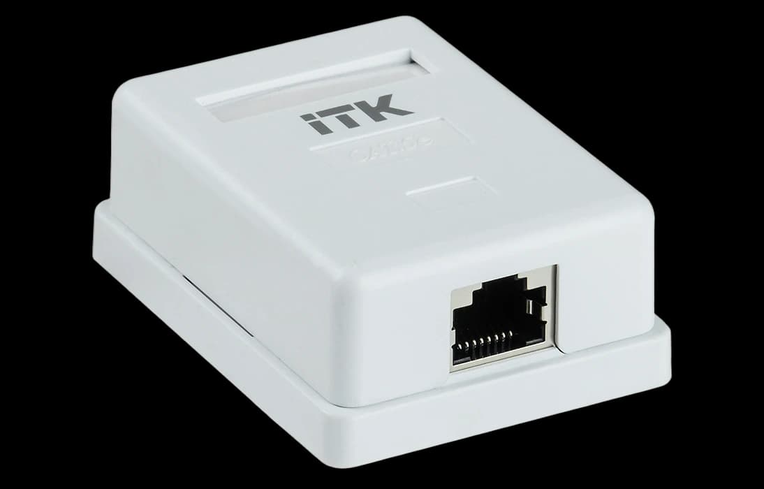 CS2-1C5EF-12 ITK Настенная инф. розетка RJ45 кат. 5E FTP (экран) 1-порт