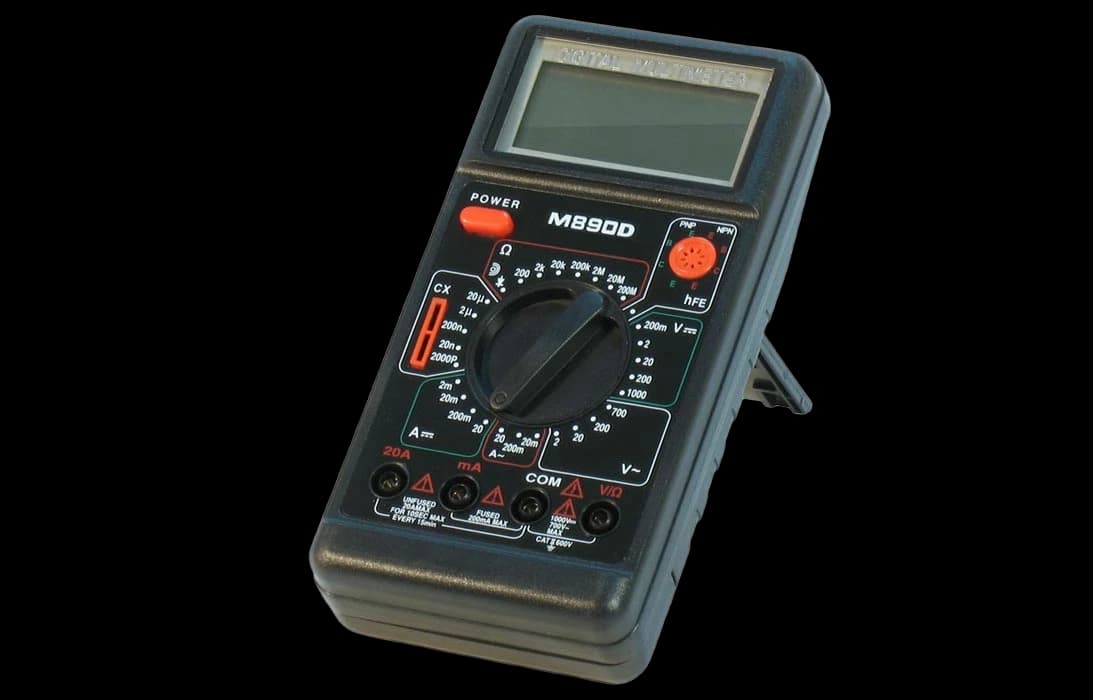 Мультиметр М 890D