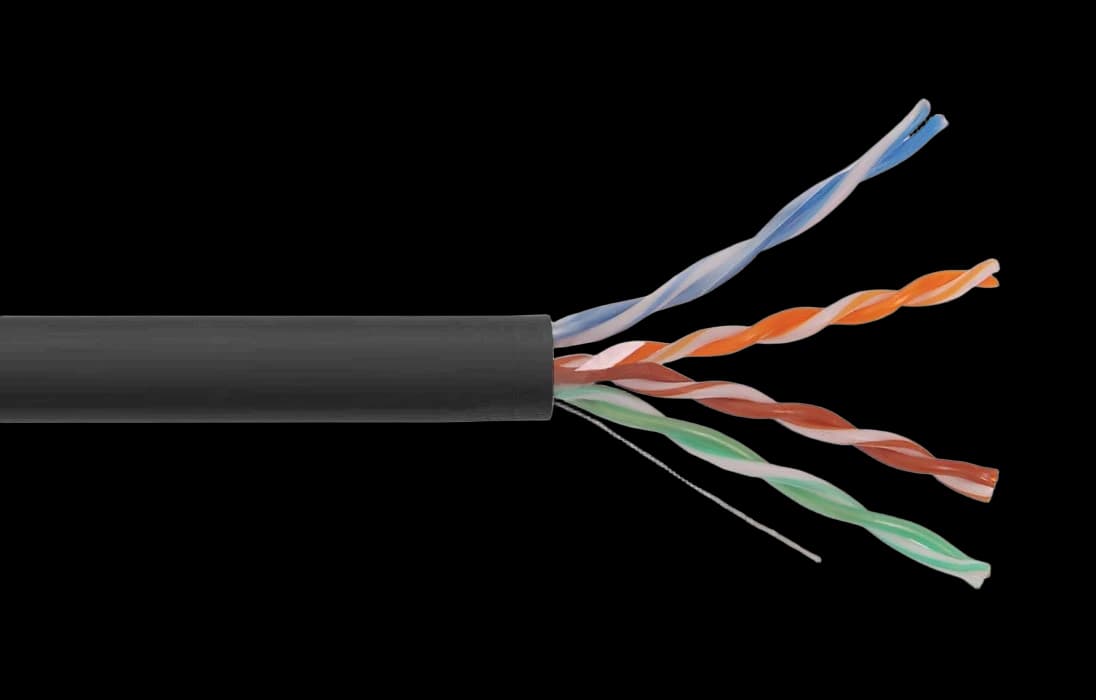 LC3-C5E04-139 ITK Каб.витая пара U/UTP, кат.5E 4х2х24AWG solid, OUTDOOR, LDPE, 305м, чер.