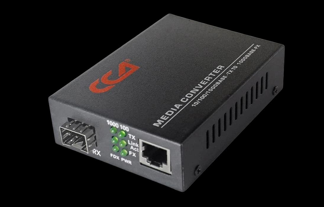 Медиаконвертер 10/100/1000-Base-T / 1000Base-X с SFP-портом
