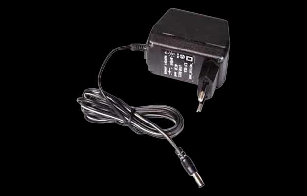 Устройство зарядное к фонарю ФОС 3-5/6