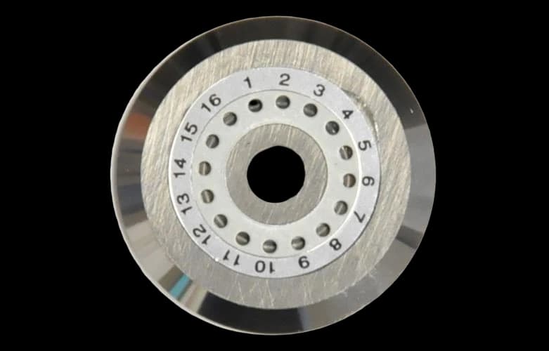 Лезвие сменное для скалывателя Fujikura CT-30A/CT-20A (CB-16)