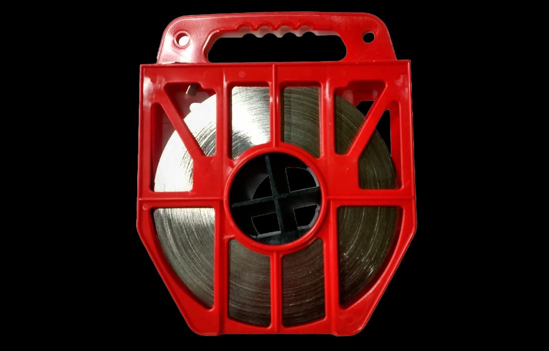 Лента монтажная 0,7х20мм L=50м (в боксе) AISI 201