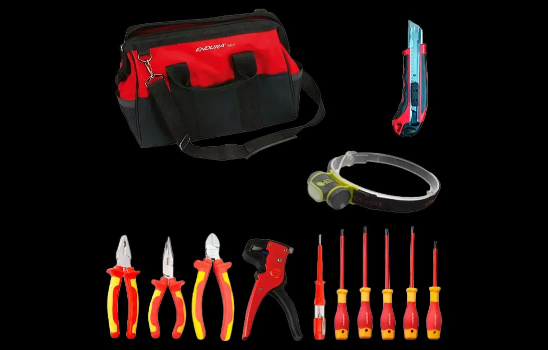 SK-16 B3 - набор изолированного инструмента электрика в сумке