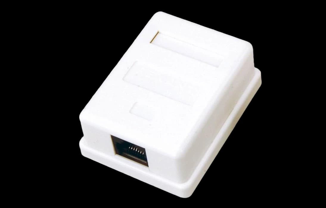 03-0121 Розетка компьютерная REXANT 1-порт RJ-45 (8P8C), cat 5e, внешняя