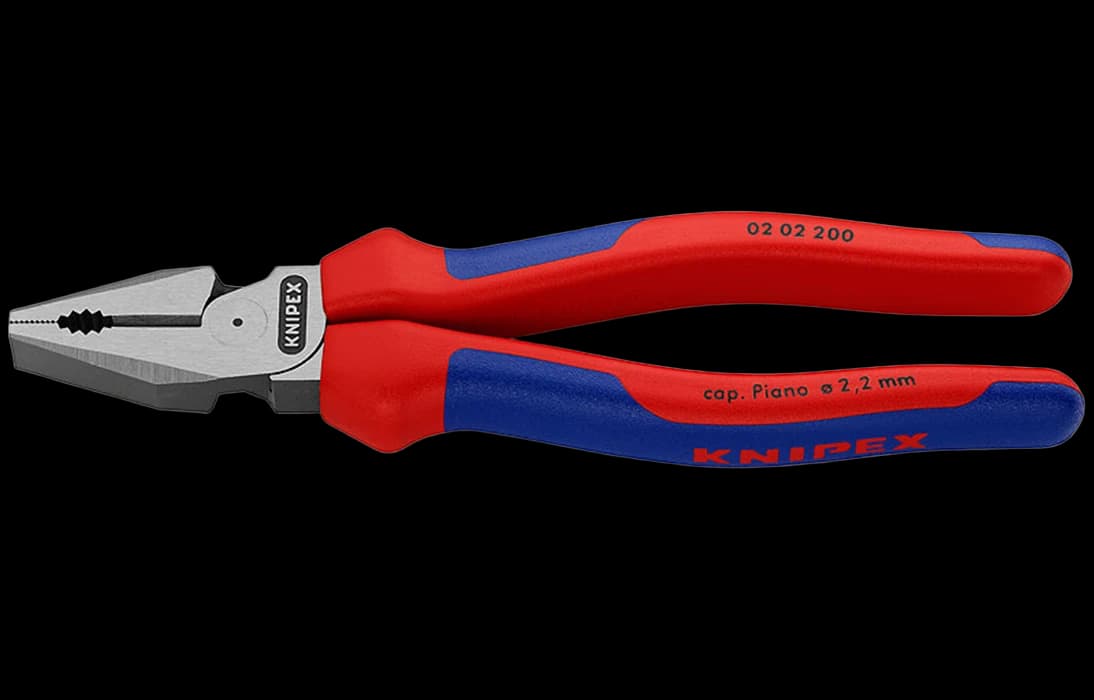 KN-0202200 Плоскогубцы комбинированные особой мощности, 200 мм, фосфатированные, 2-комп ручки