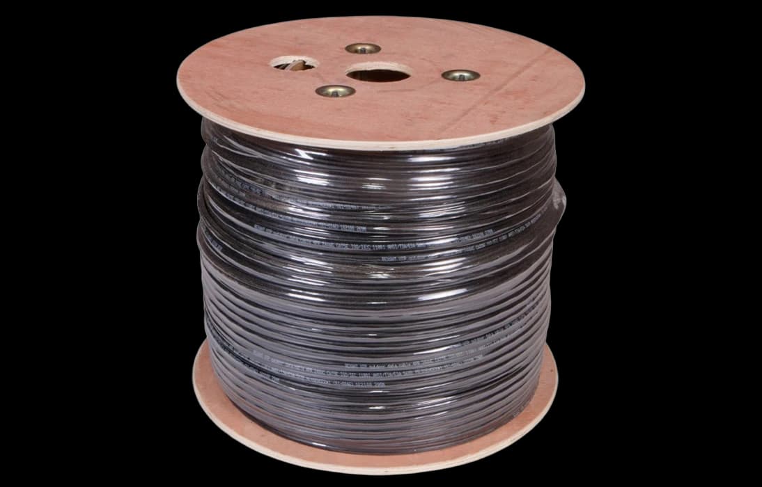 01-0046 REXANT Кабель витая пара UTP 4PR 24AWG, CAT5e наружный (OUTDOOR) + ТРОС*1 (бухта 305 м)