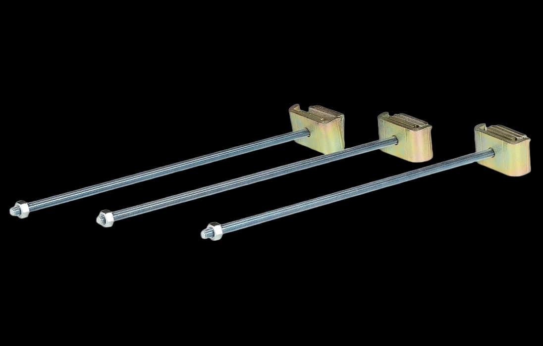 Комплектующие для люков и запорных устройств