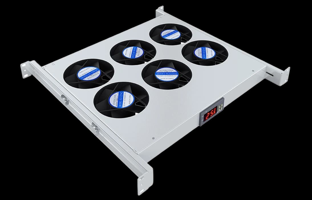 Вентиляторный модуль , 6 вентиляторов с цифровым термореле  ВМ-6-19"-Т-2 ССД